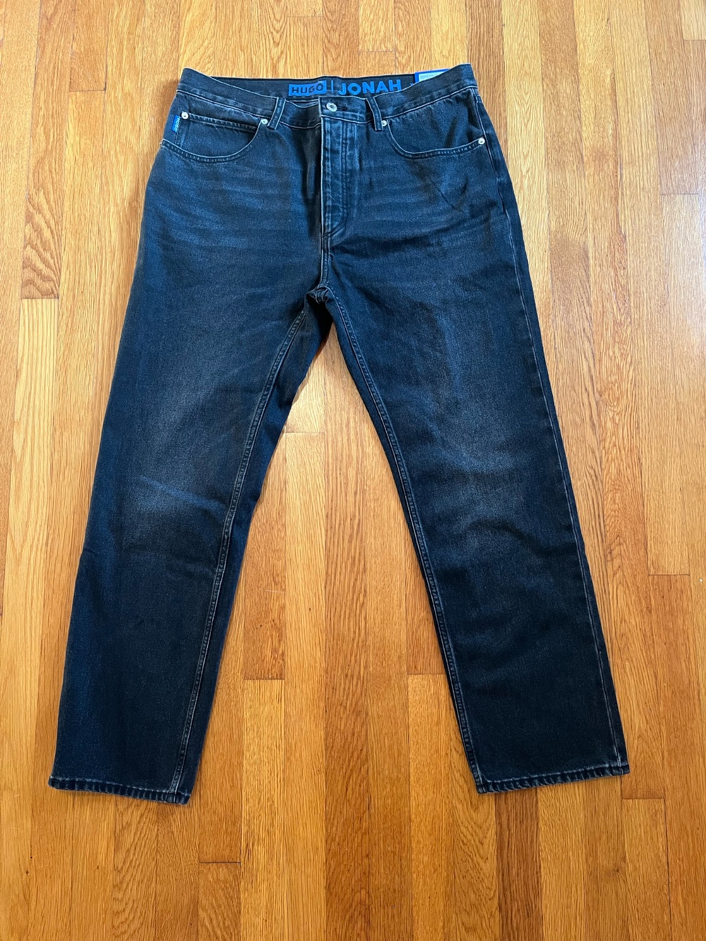 NWT HUGO Jonah Straight Black Jeans 36 X 32 Read